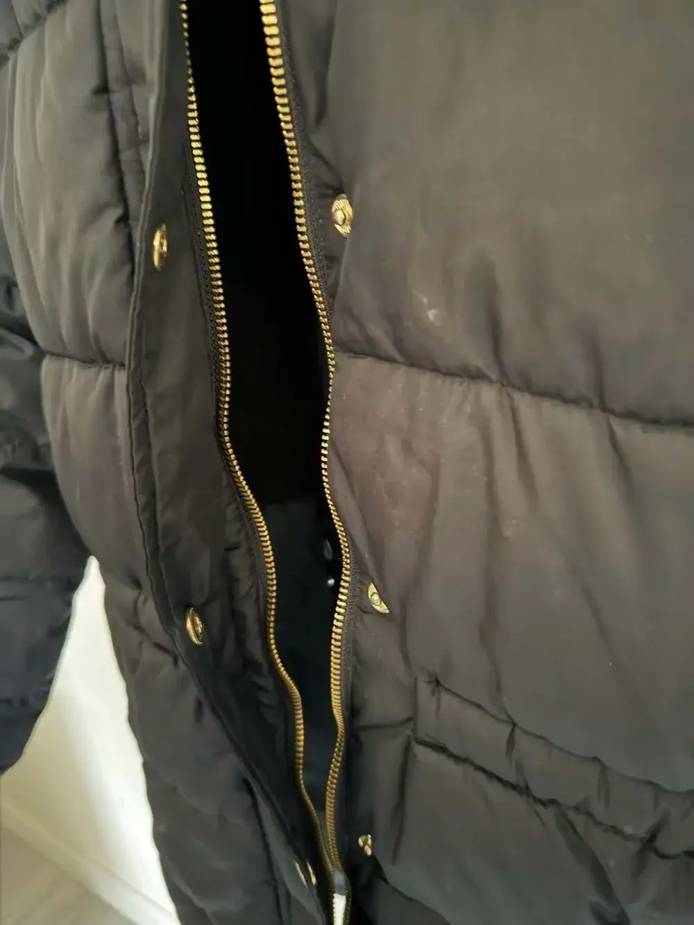 Old Navy Girls Black Hooded Puffer Coat with Faux Fur Trim Size L 10-12